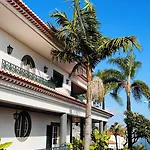 A Fortaleza Do Pico