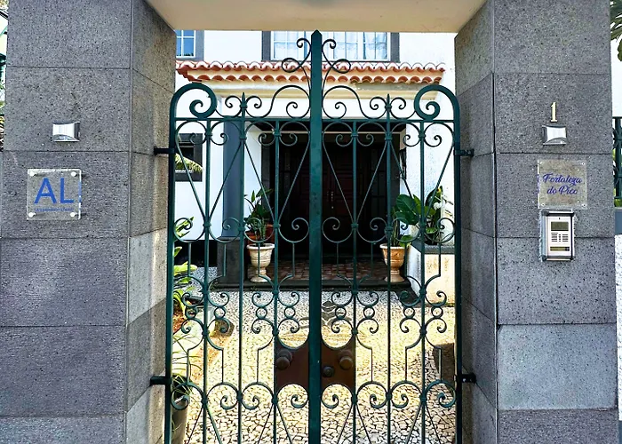 Ostello A Fortaleza Do Pico