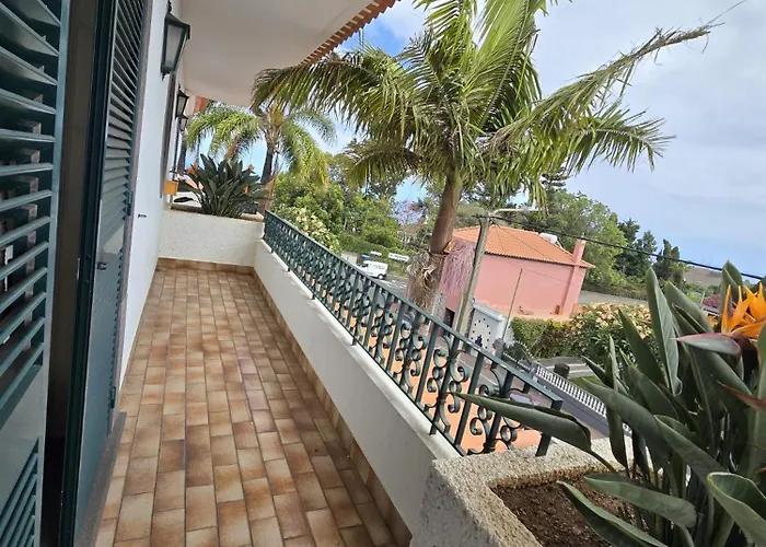 Hostel A Fortaleza Do Pico *