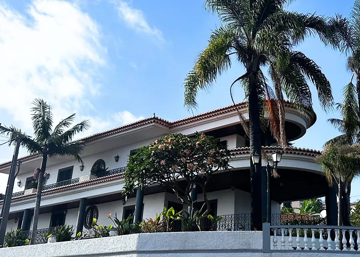 A Fortaleza Do Pico Hostel *