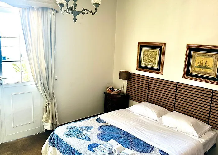 A Fortaleza Do Pico Hostel